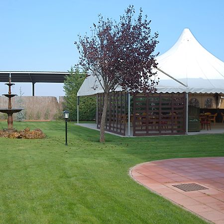 Nuevo Zenit Calahorra Hotel Екстериор снимка