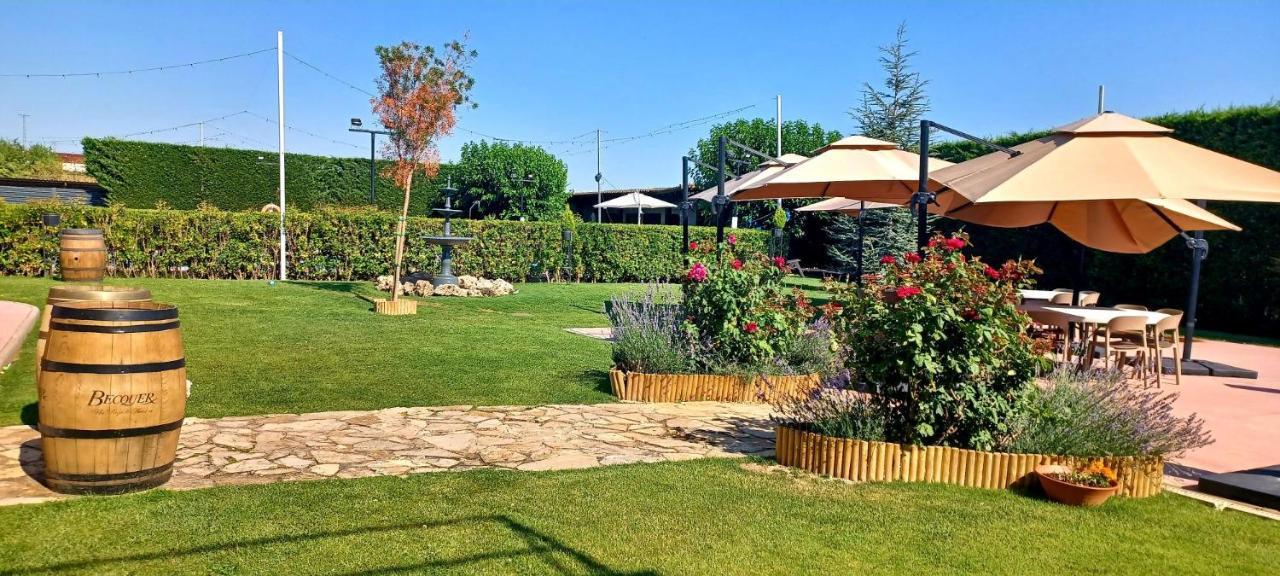 Nuevo Zenit Calahorra Hotel Екстериор снимка