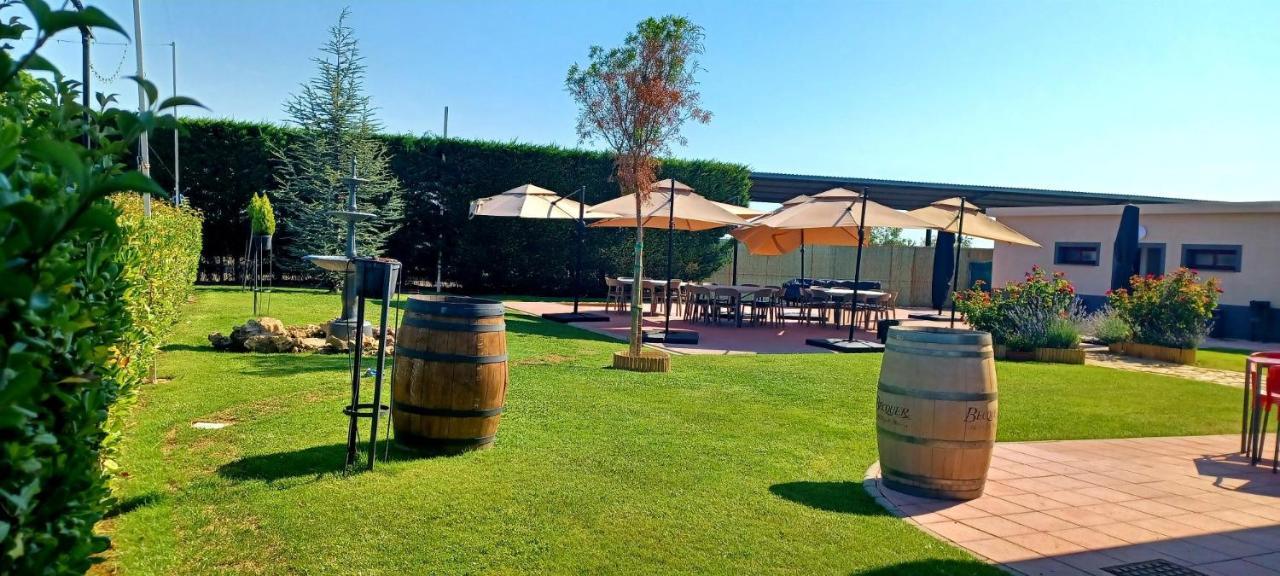 Nuevo Zenit Calahorra Hotel Екстериор снимка