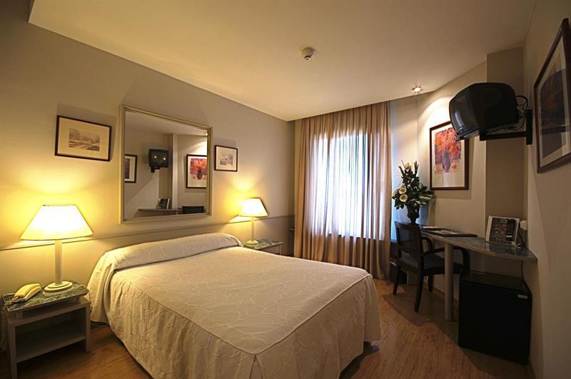 Nuevo Zenit Calahorra Hotel Екстериор снимка